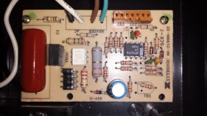 Xytronic 526 E-Z Tweez Main PCB Top